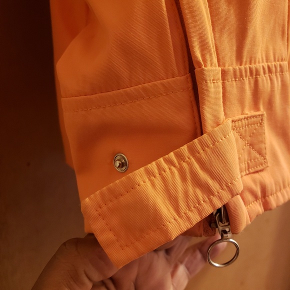 Woman's jacket - Picture 3 of 3